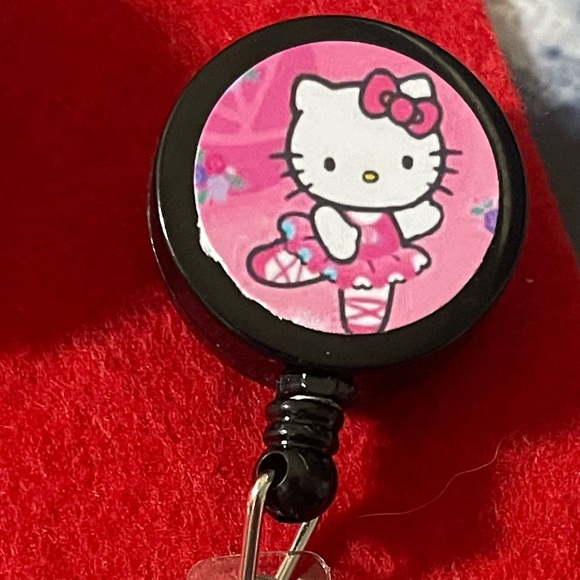 Hello Kitty Black and Pink badge reel - Picture 1 of 1